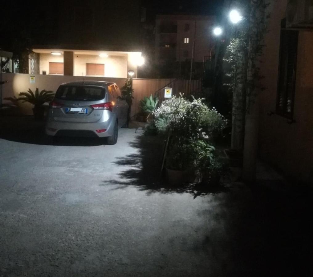 シラクーサLa Casa Sul Vialeアパートメント エクステリア 写真